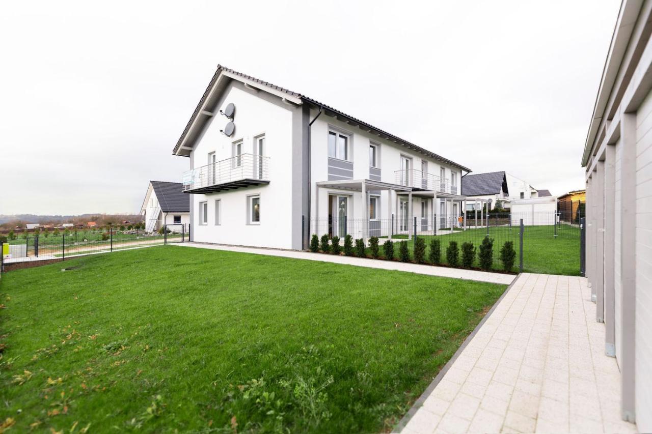 Apartment Apartamenty-kudowa Z Pieknym Widokiem I Balkonem